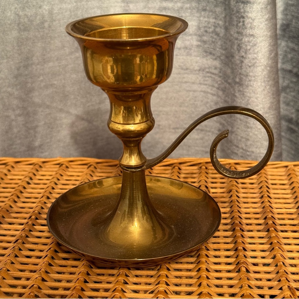 VINTAGE  BRASS CANDLE HOLDER  with handle